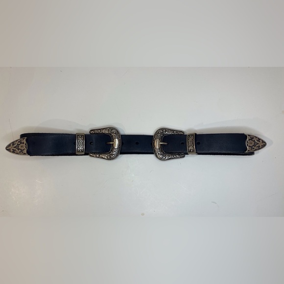 Vintage Accessories - Western Black Leather Belt with Double Silver Buckles‎ Size 30/32